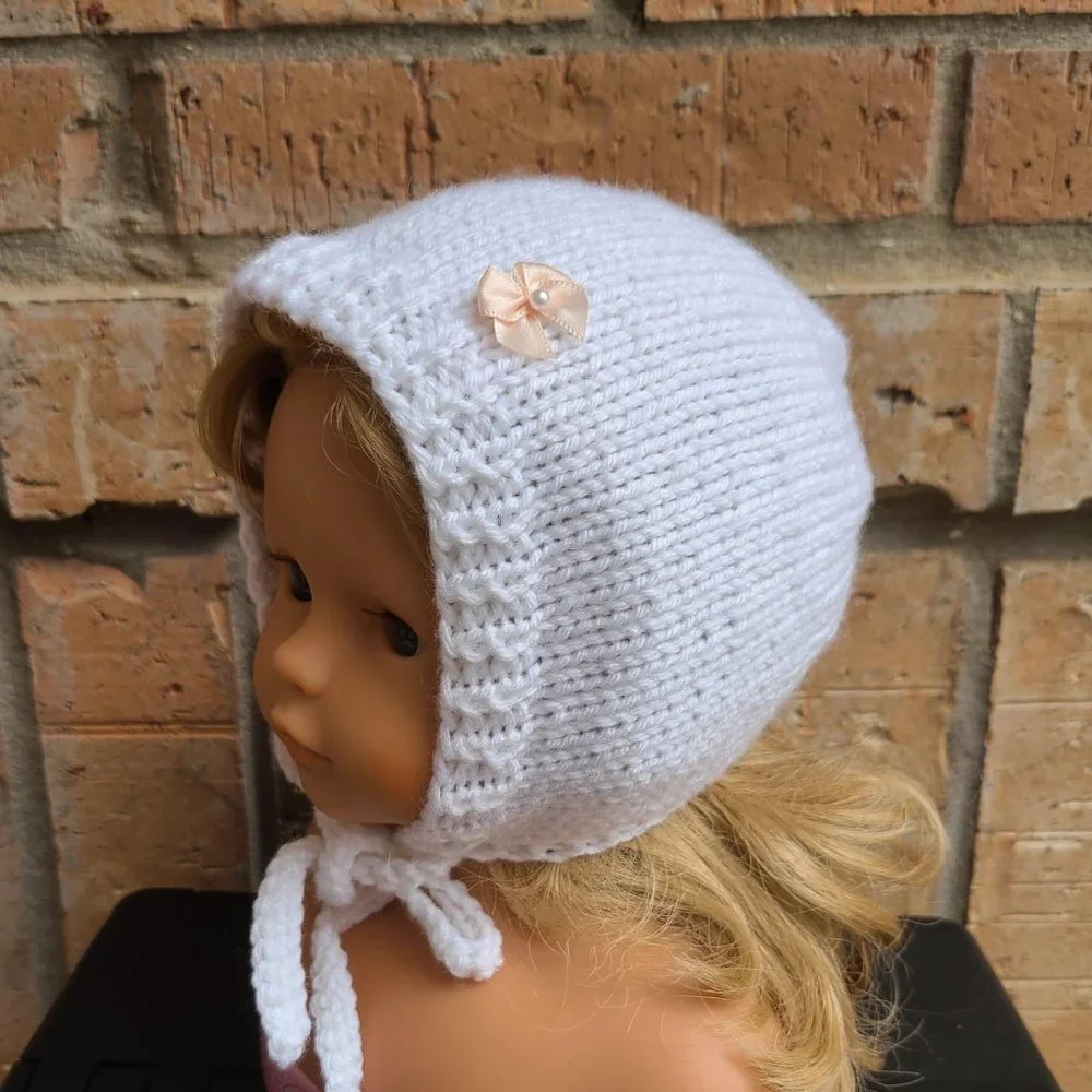 Baby Girl Hat BONNET knitted Acrylic Handmade Knit White Size 3-5 Months